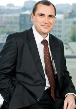 Руководитель практики по оказанию услуг компаниям сектора розничной торговли и производства потребительских товаров PricewaterhouseCoopers в России Дэйл Кларк